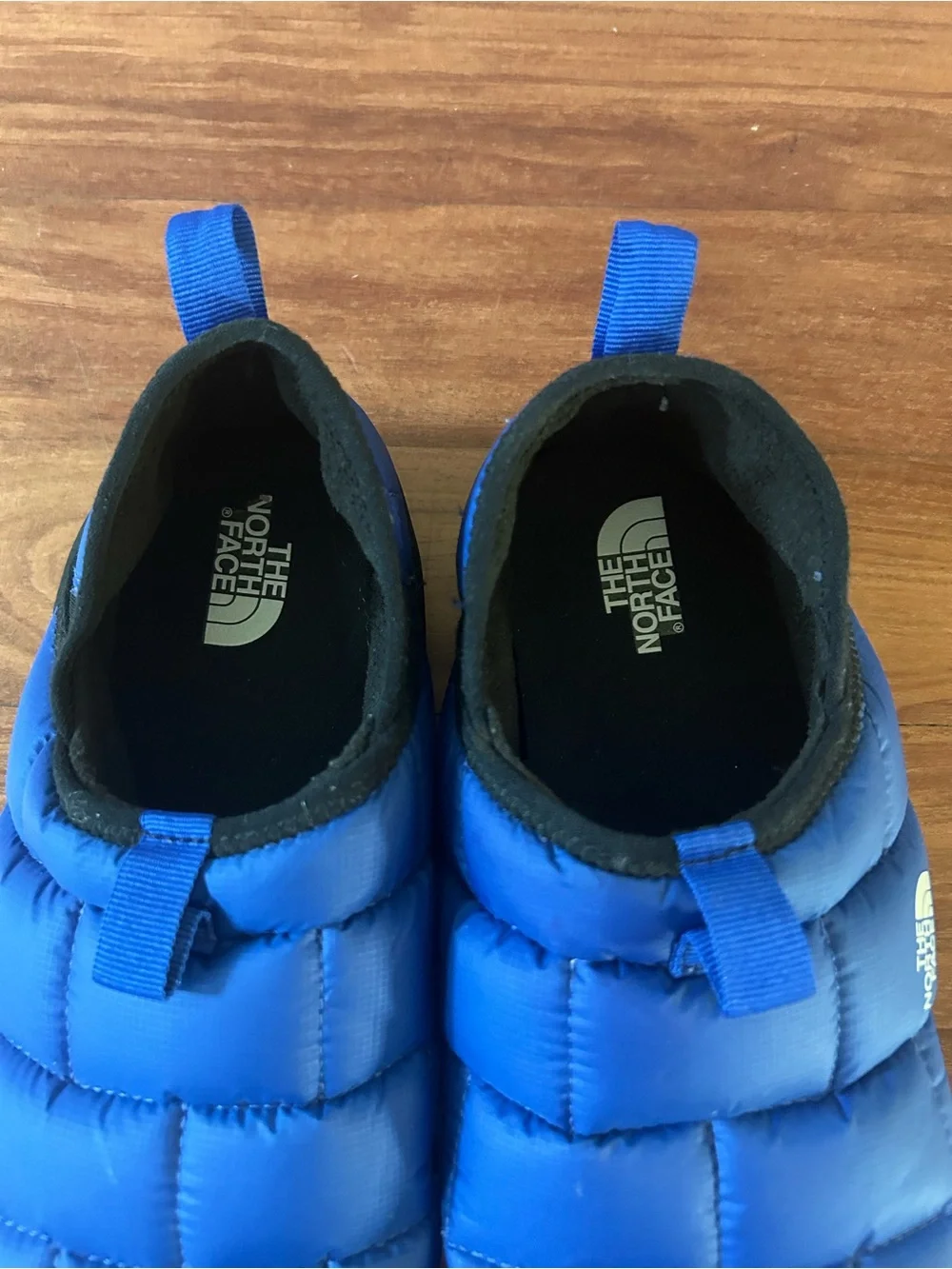 The North Face Youth ThermoBall Traction Mules II Blue Black Slippers Size 6